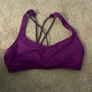 Lululemon size 6 sports bra
